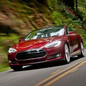 Tesla invente la voiture électrique de 700 chevaux auto pilotée - Ultimate Supercars