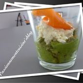 Verrine d'avocat, truite fumé et fromage - passionnementcuisine
