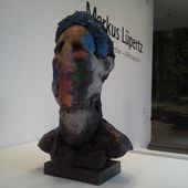 L'atelier de l'artiste Markus LUPERTZ - (broken) linka Eva