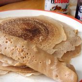 Recette : Crêpes allégées sans oeuf et sans lait - Les Gralettes