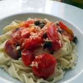 Recette : tagliatelles maison express a la sauce tomate - Les Gralettes