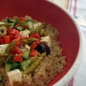 Recette : salade tiède de quinoa méditerranéenne - Les Gralettes