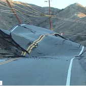 MAJ: Santa Clarita, Californie - La montagne bouge et soulève la route