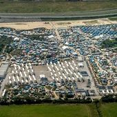 Le sort de la " jungle " de Calais lié à l'ouverture du camp parisien - MOINS de BIENS PLUS de LIENS