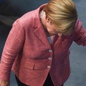 Migrants: Angela Merkel fait marche arrière - MOINS de BIENS PLUS de LIENS