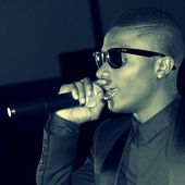 5 Reasons Why Wizkid Is Better Than Davido - THUG LIVE BLOG