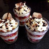 verrines fraises mascarpone/chantilly - http://guy59600.over-blog.com