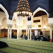 COMBIEN DE MOSQUEES EN FRANCE ? ET QUI PAYE ?....