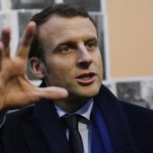 Emmanuel Macron à Nœux-les-Mines : "Dans ce bassin minier, il y a beaucoup de tabagisme et d'alcoolisme..." C'est vrai qu'à la banque Rothschild, on ne boit que du champagne, des grands crus et du whisky !