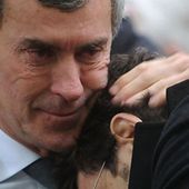 Vous ne devinerez jamais qui milite pour Macron dans ma ville... - Ça n'empêche pas Nicolas