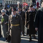 Défilé d'anciens légionnaires SS nazis en LETTONIE, pays membre de l'Union Européenne - EL DIABLO [le blog]