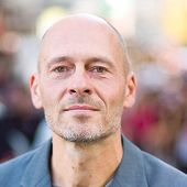 « Faire passer les classes populaires pour fascisées est très pratique » : Interview du géographe Christophe Guilluy