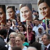 U2 rend hommage à Jo Cox - U2 BLOG
