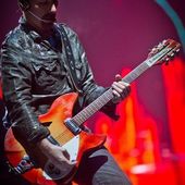U2 -The Edge -Glastonbury Angleterre - Juin 2011 - U2 BLOG
