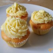 Cupcakes au citron et insert de framboises - Emaution - aventures d'une pâtissière amateur