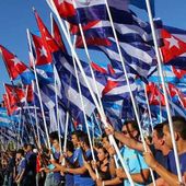 Vive la Révolution cubaine! - DÉCLARATION DE SOLIDARITÉ DE LA FÉDÉRATION MONDIALE DE LA JEUNESSE DÉMOCRATIQUE AVEC LA RÉVOLUTION CUBAINE