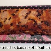 Pudding de brioche, bananes et pépites de chocolat