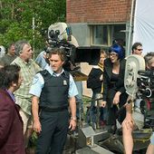 2004/10 - Roy Dupuis en voleur et en policier pour le temps des Fêtes - ROY DUPUIS EUROPE