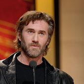 2007/02 - Toronto / "Maurice Richard" rafle 9 prix aux Génie - ROY DUPUIS EUROPE