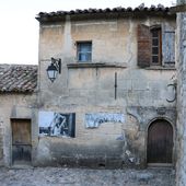 Visiter Lacoste en Luberon, mes photos de ses trésors - Hélène SF