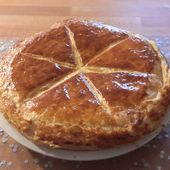 Délicieuse galette à la frangipane - Les recettes de sandrine au companion ou pas