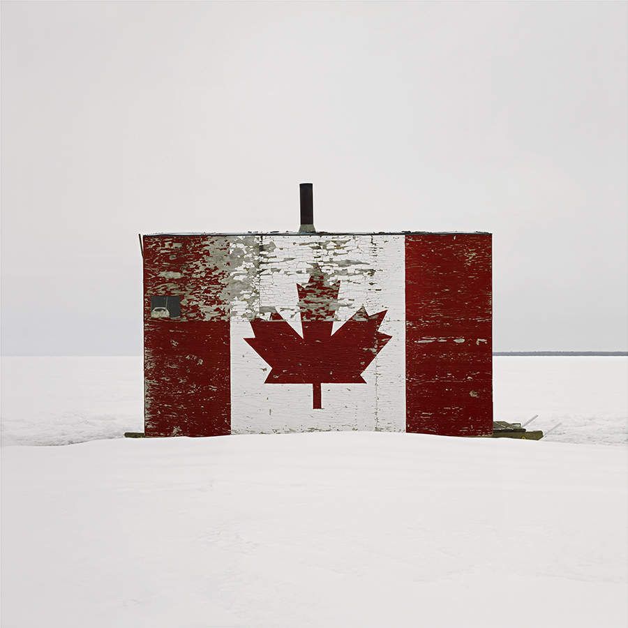 CANADA. Richard Johnson parcourt le Canada pour photographier les cabanes de pêcheurs