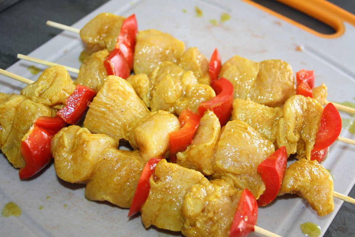 Brochette De Poulet Au Four Temps De Cuisson Les brochettes de Poulet Curry Citron - La cuisine Facile d'Estelle