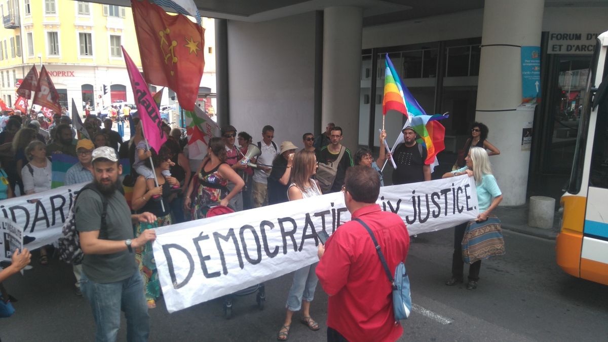 Nice : Marche pour la Paix et contre toutes les discriminations (photos + déclaration PCF)