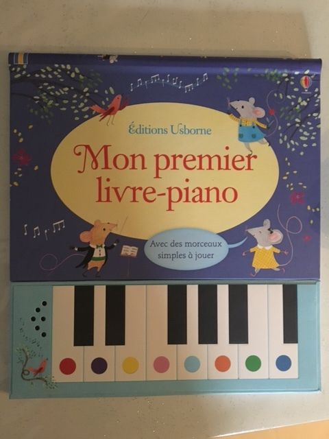 Découvrir la musique avec Mon premier livre-piano des Éditions