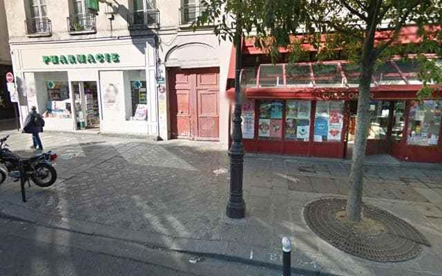 Chez Omar has friendly waiters, vintage bistro setting, cheerfully eclectic diners