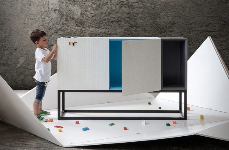 Des meubles design modulables et compatibles avec les briques LEGO