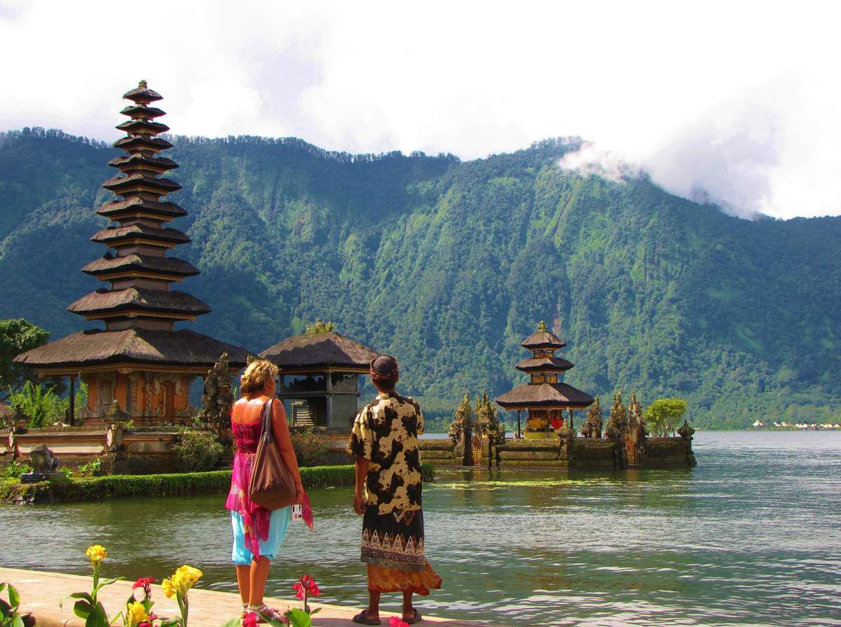 Lac Bratan & son temple - Bali, Voyages, partir, découvrir et  partager-blog.com