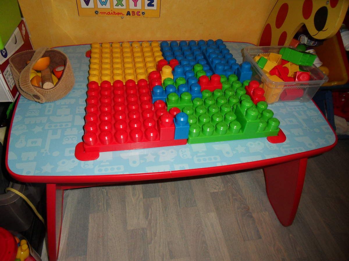 Mega bloks wooden table on sale