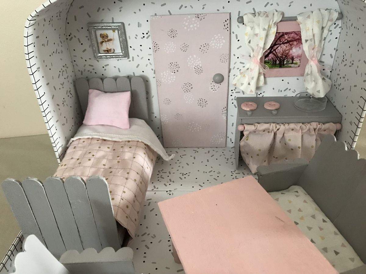 poupee valise