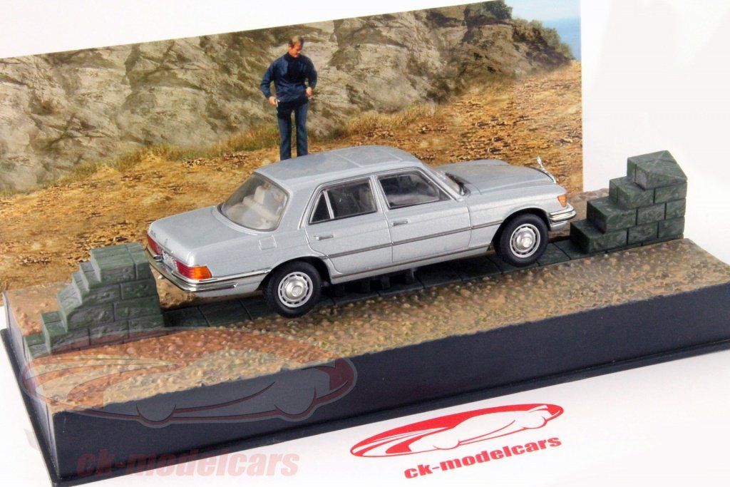 voiture miniature james bond