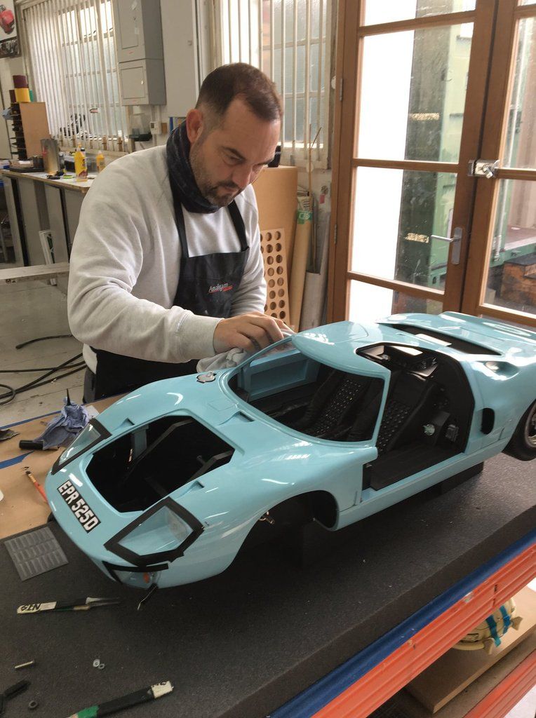 1 5 Amalgam R 233 Alise Une Ford Gt 40 Plus Vraie Que Nature