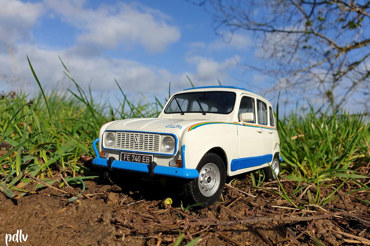 renault 4l miniature 1 18