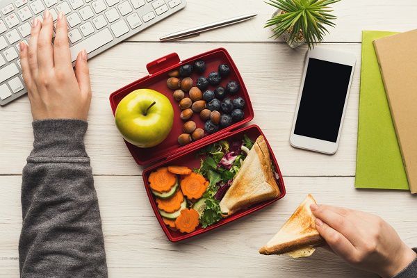 Reasons to Pack Your Lunch Box for Work - Daily Postings