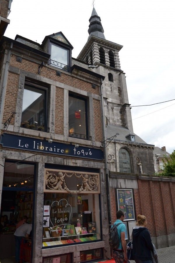 Libraire toqué DSC_0209.jpg