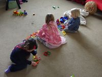 Rolle vorwärts und ruhiges Spielen