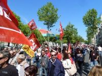 100 000 à Paris 10 000 à Marseille