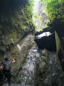 36_sources_chaudes_pelee