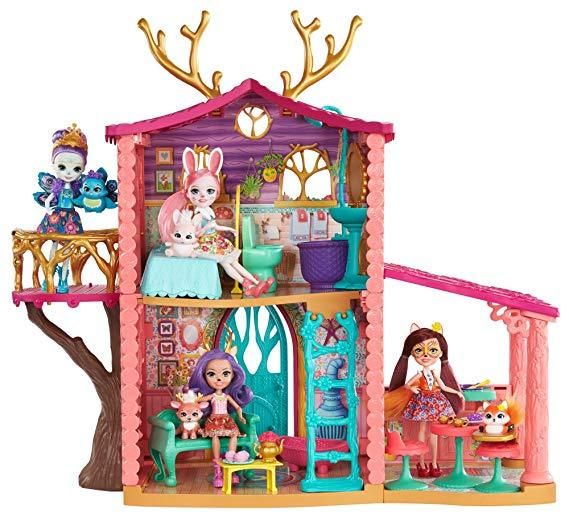 poupee avec animaux