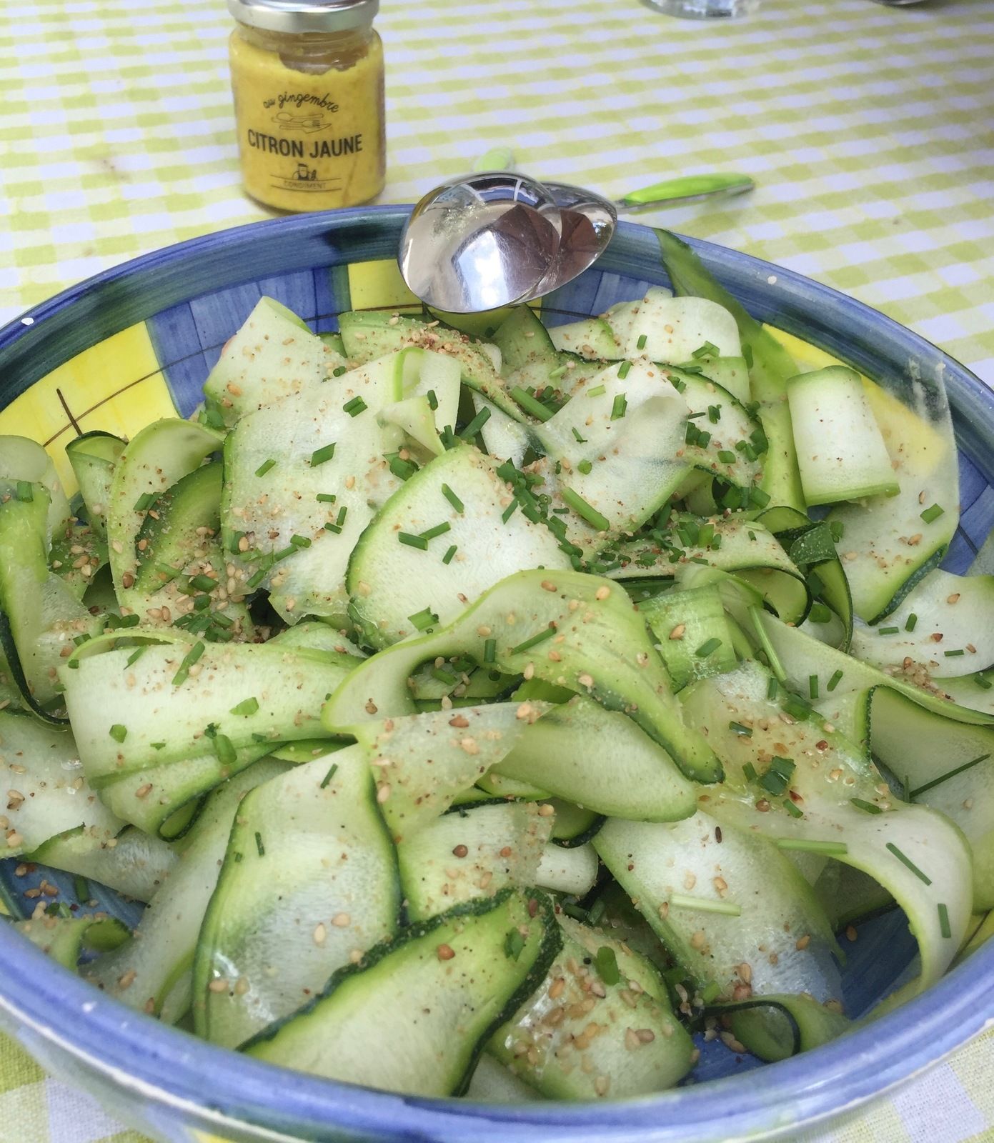 Salades De Courgettes Crues à La Provençale Salade de courgettes crues à la provençale - Mes recettes légères