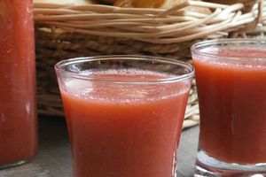Jus vitaminé de printemps: fraises & pamplemousse