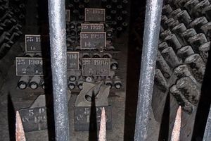 Reims : dans une des caves des Maisons de Champagne