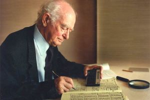 Linus Pauling : La recherche sur le cancer est en grande partie une fraude