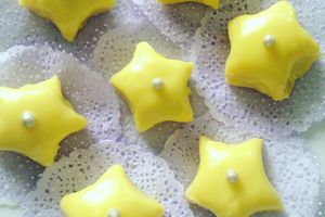 Etoiles sablées au citron et au chocolat blanc
