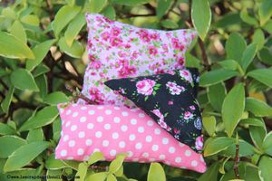 Mini coussins et trousse moustache