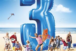 CAMPING 3 (BANDE ANNONCE) avec Franck Dubosc, Claude Brasseur, Mylène Demongeot - Le 29 juin 2016 au cinéma